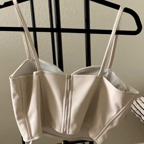 Nude Crop top - Picture 4 of 5